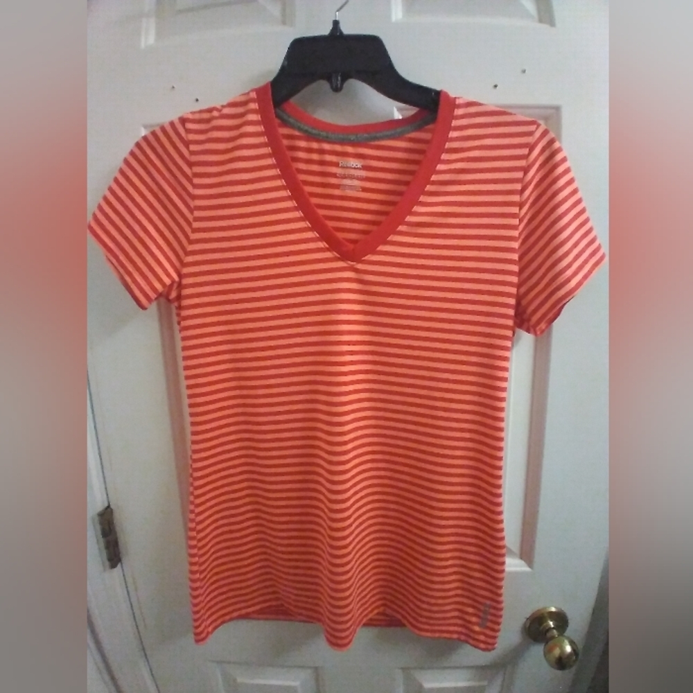 Reebok tee L